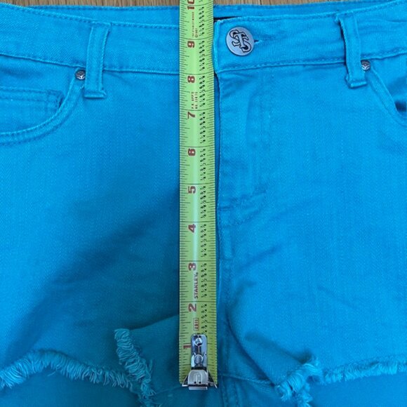STS  Blue Teal denim shorts with raw edge size 5 - Picture 7 of 8